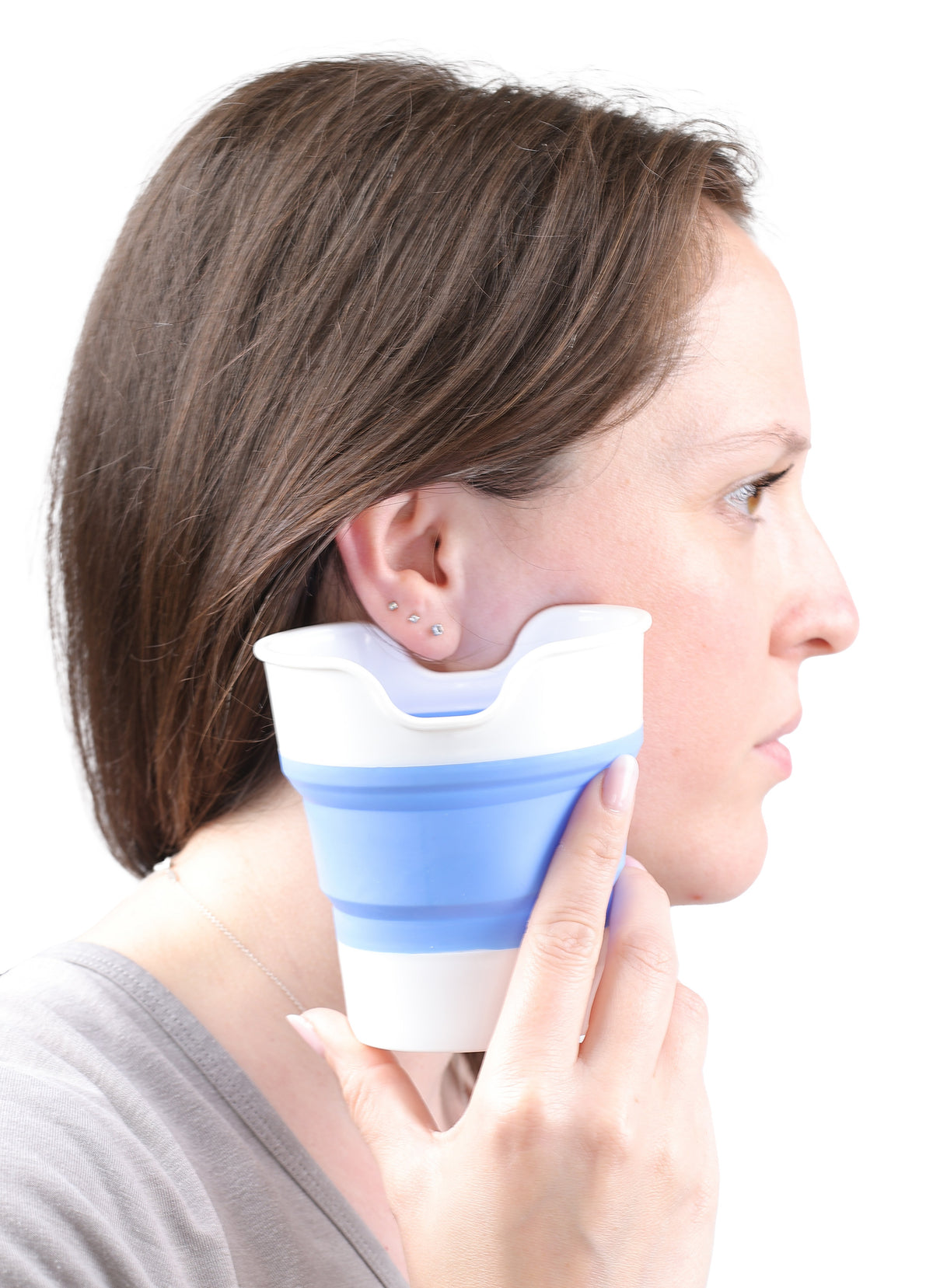 Ear Wash Basin in use