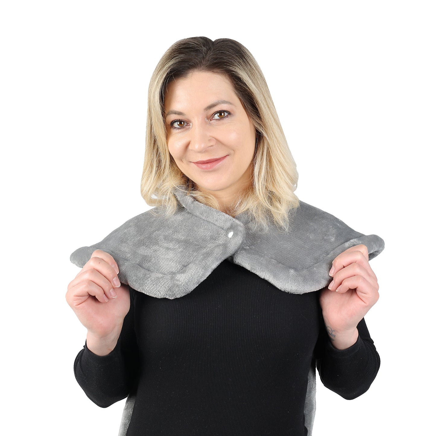 Heating Wrap Shoulders and Back in use